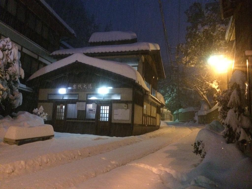 Yudanaka Onsen Yamazakiya Hotel Yamanouchi  Buitenkant foto